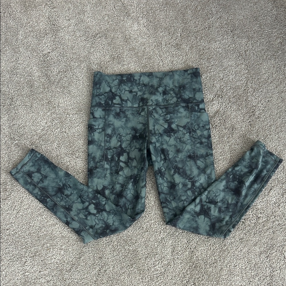 Athleta women’s lux Tie-Dye Leggings